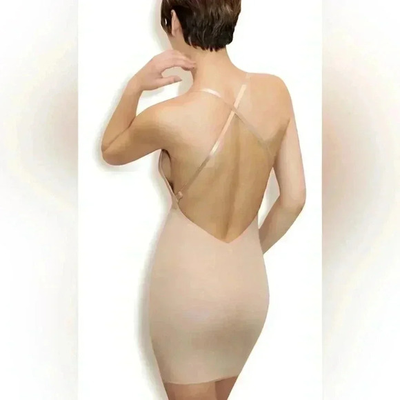 NWT Dmondaine Rita plunging neck low back mesh slip nude lingerie shapewear XS - Picture 4 of 4